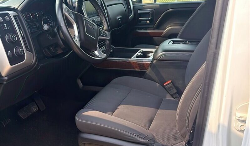 
								2018 GMC Sierra 2500 SLE full									