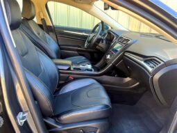 
										2020 Ford Fusion Hybrid Titanium full									