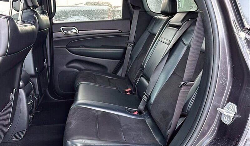 
								2019 Jeep Grand Cherokee Laredo 4WD full									