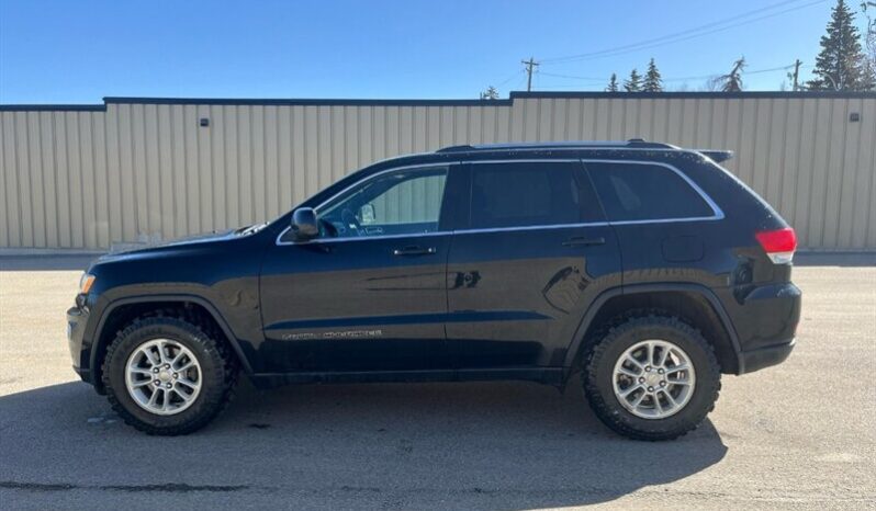 
								2018 Jeep Grand Cherokee Laredo full									