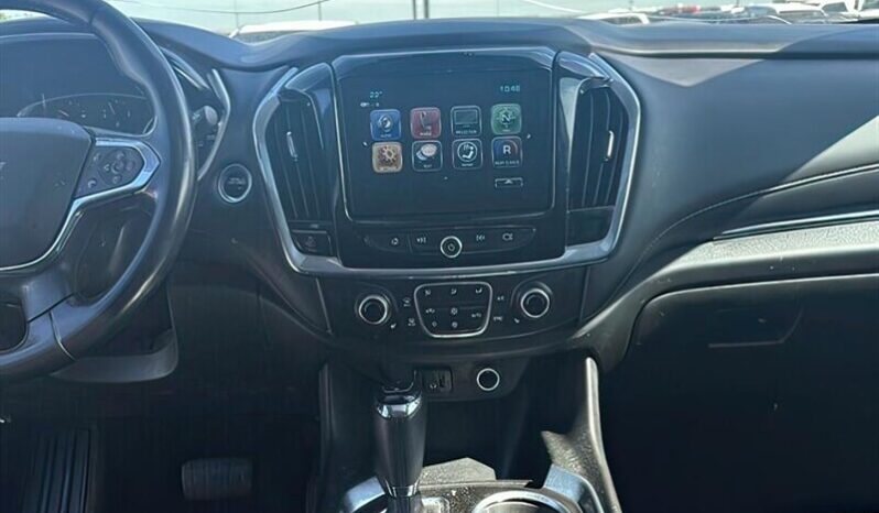 
								2018 Chevrolet Traverse LT True North full									