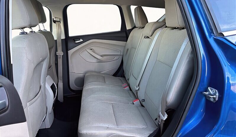 
								2017 Ford Escape SE full									