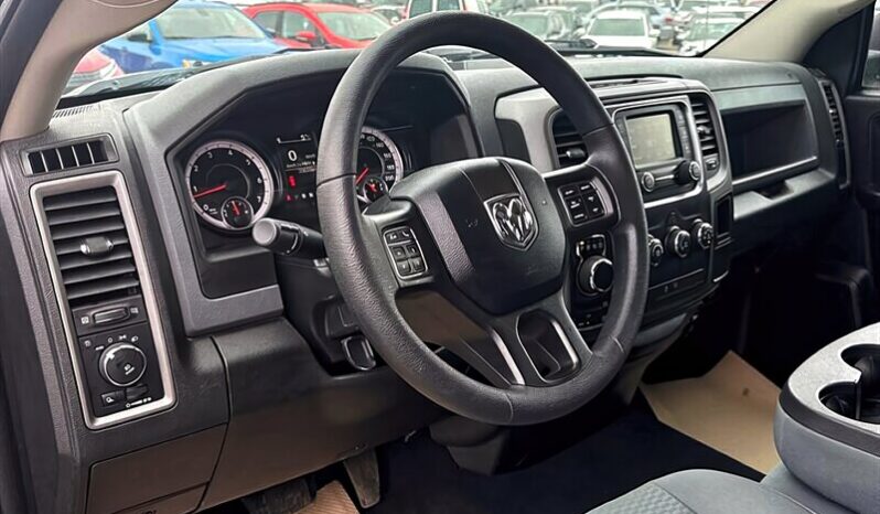 
								2019 RAM 1500 Classic SXT full									