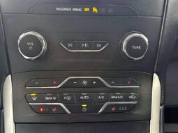
										2019 Ford Edge SEL full									