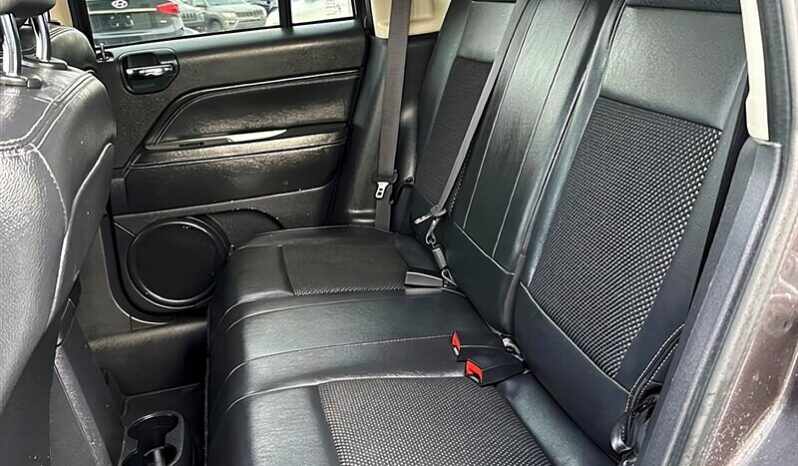 
								2016 Jeep Compass North Edition full									