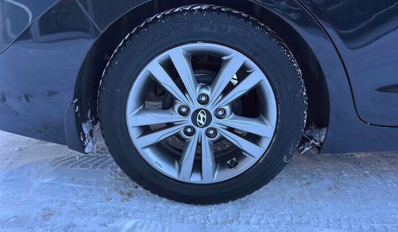 
								2017 Hyundai Elantra GL full									