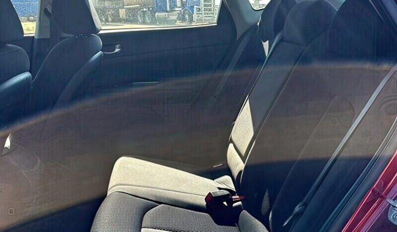 
								2019 Kia Optima LX Plus full									