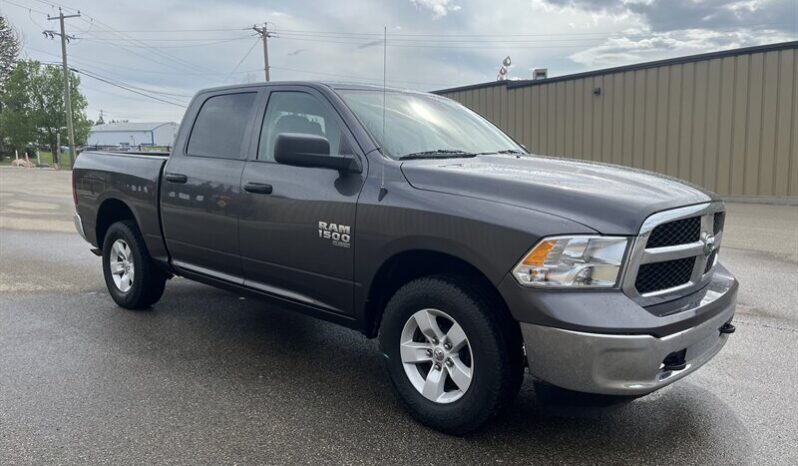 
								2022 RAM 1500 Classic SLT full									
