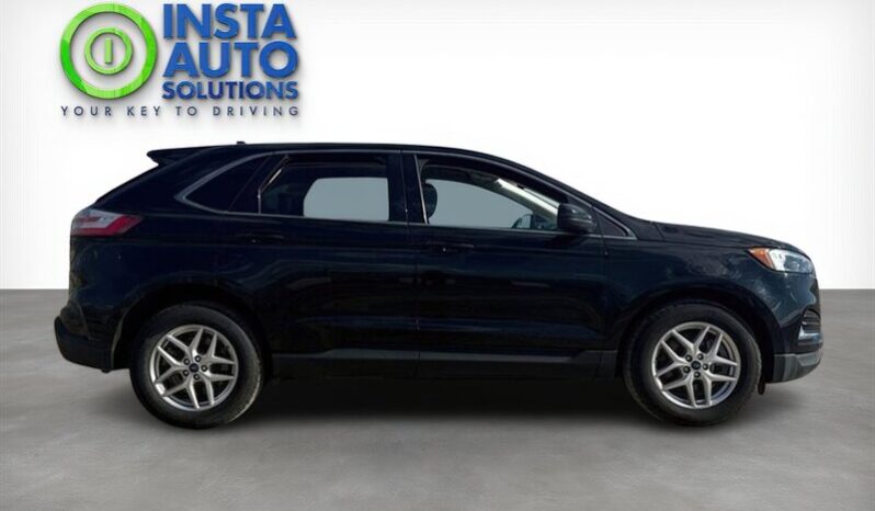 
								2022 Ford Edge SEL full									