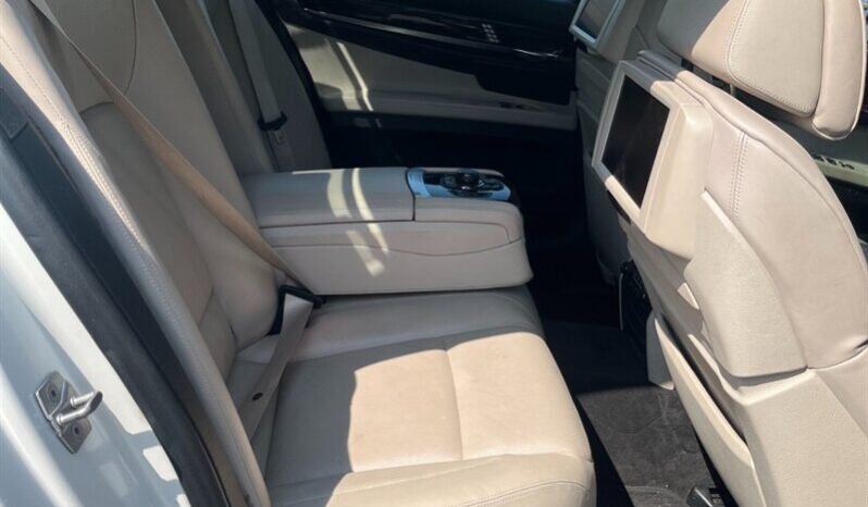 
								2012 BMW 7-Series ALPINA B7 SWB xDrive full									