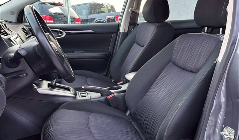 
								2019 Nissan Sentra SV full									