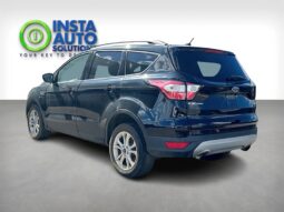 
										2018 Ford Escape SE full									