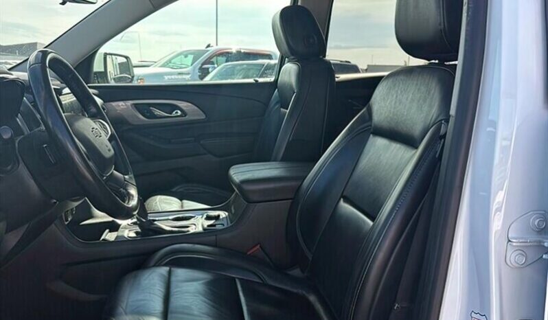 
								2018 Chevrolet Traverse LT True North full									