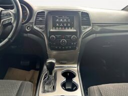 
										2018 Jeep Grand Cherokee Laredo full									