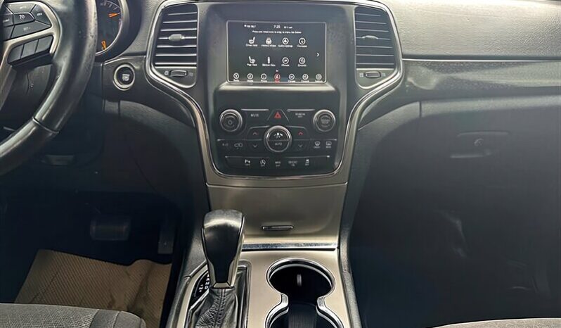 
								2018 Jeep Grand Cherokee Laredo full									