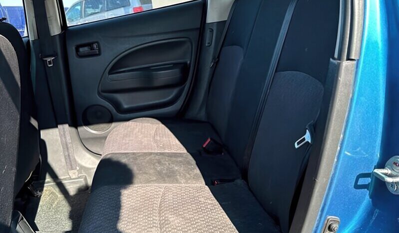
								2017 Mitsubishi Mirage ES full									