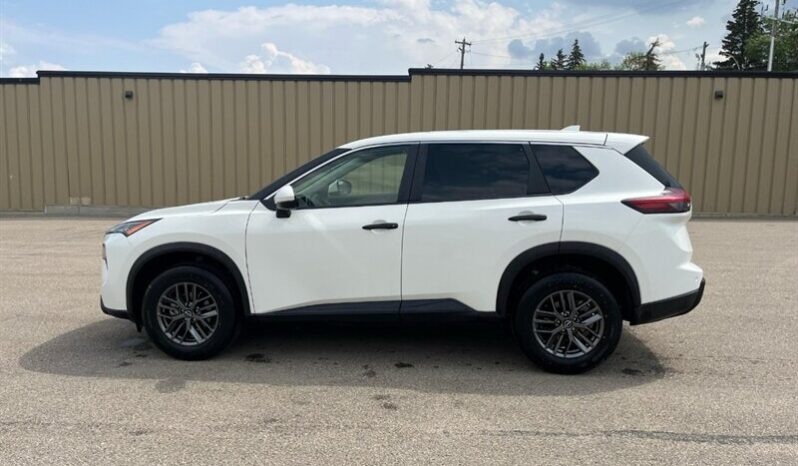 
								2024 Nissan Rogue S full									