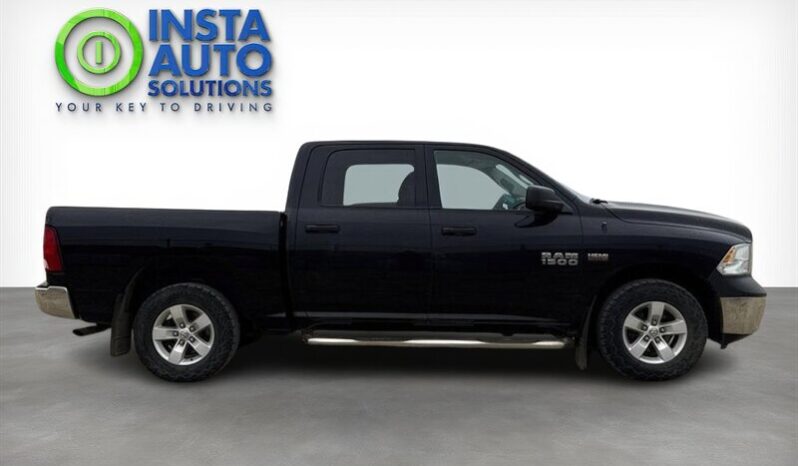 
								2014 RAM 1500 ST full									