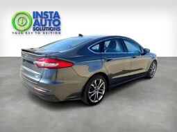 
										2020 Ford Fusion Hybrid Titanium full									