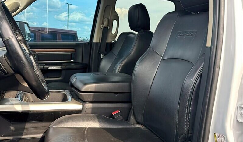 
								2016 RAM 3500 Laramie Diesel Dually full									