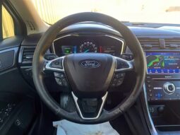 
										2020 Ford Fusion Hybrid Titanium full									