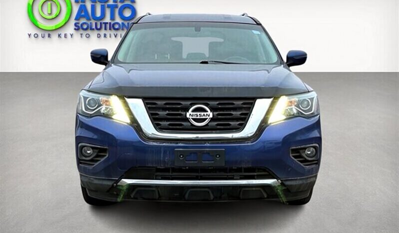
								2017 Nissan Pathfinder SV full									