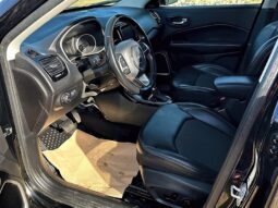 
										2019 Jeep Compass Altitude full									