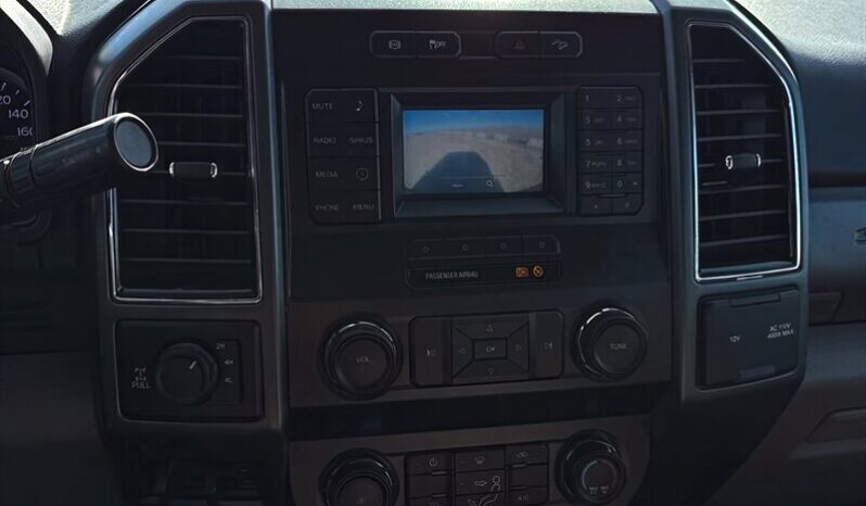 
								2019 Ford F-250 Super Duty XLT full									