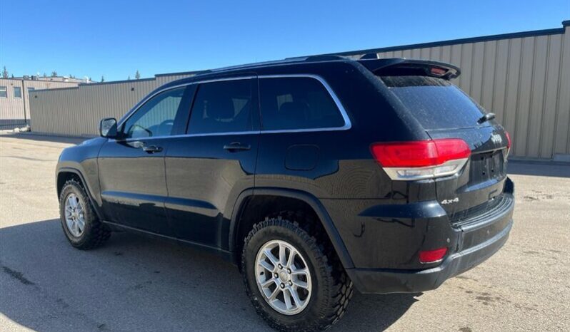 
								2018 Jeep Grand Cherokee Laredo full									