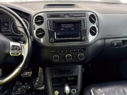 
										2017 Volkswagen Tiguan Highline 4Motion full									