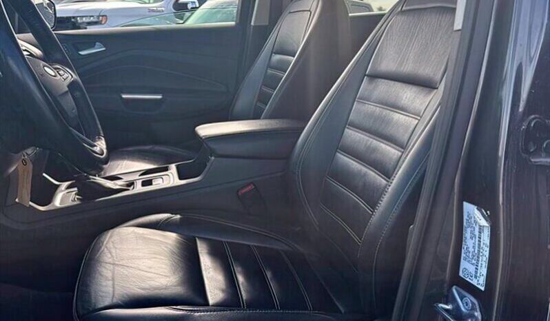 
								2018 Ford Escape SEL full									