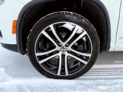 
										2017 Volkswagen Tiguan Highline 4Motion full									