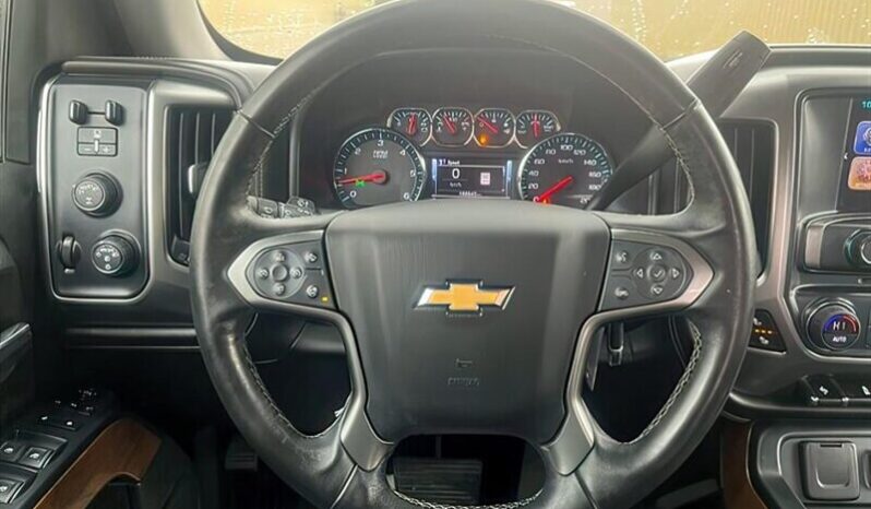 
								2017 Chevrolet Silverado 1500 LTZ full									