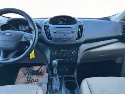 
										2017 Ford Escape SE full									