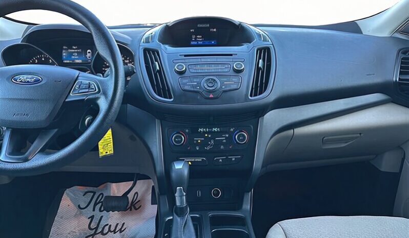 
								2017 Ford Escape SE full									