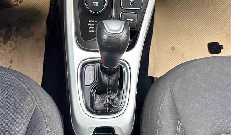 
								2019 Jeep Compass Upland full									