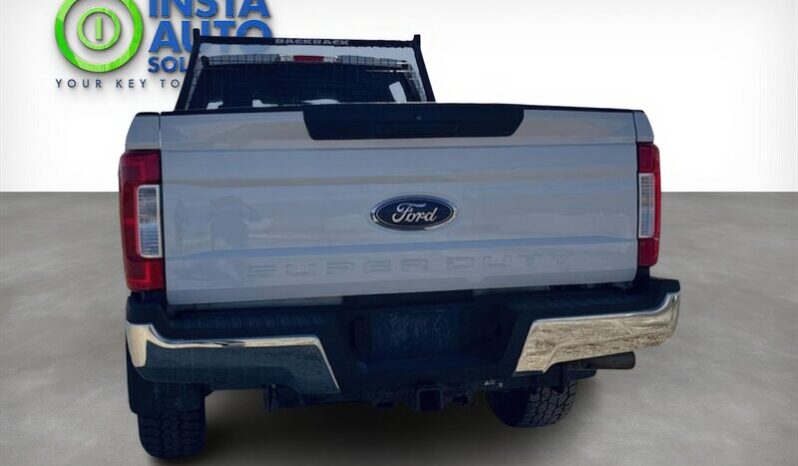 
								2019 Ford F-250 Super Duty XLT full									