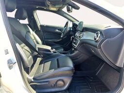 
										2019 Mercedes-Benz GLA-Class GLA 250 4MATIC full									