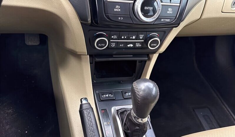 
								2017 Acura ILX w/Premium full									
