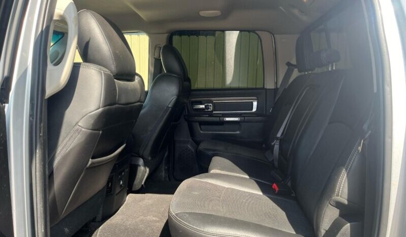 
								2017 RAM 3500 Laramie Sport Lifted Diesel full									