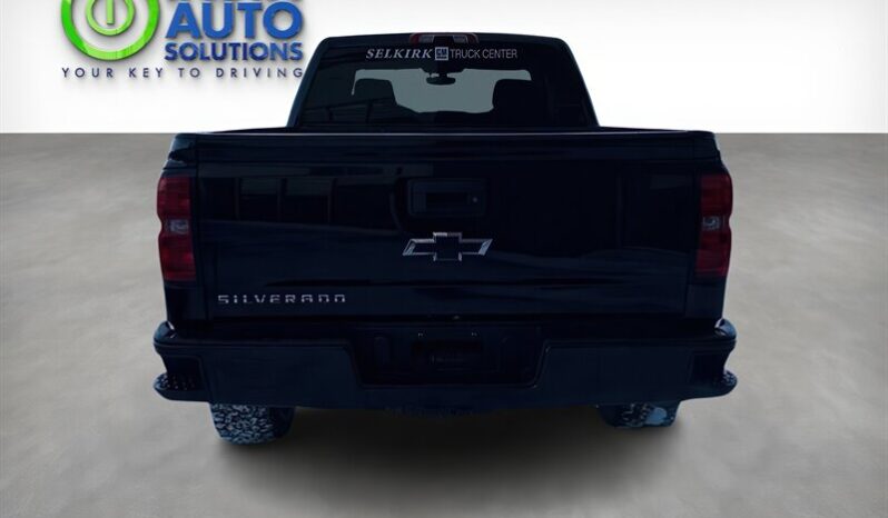 
								2018 Chevrolet Silverado 1500 Custom full									