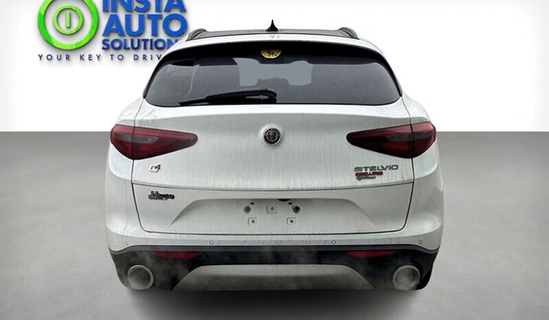 
								2018 Alfa Romeo Stelvio Sport full									
