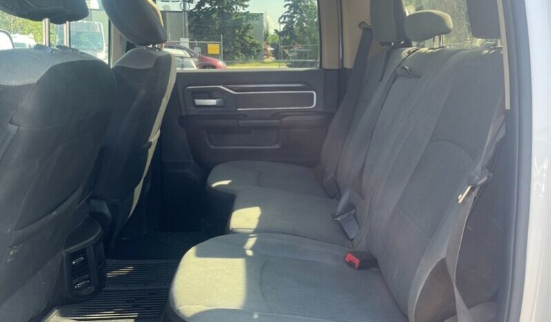 
								2020 RAM 3500 Big Horn full									