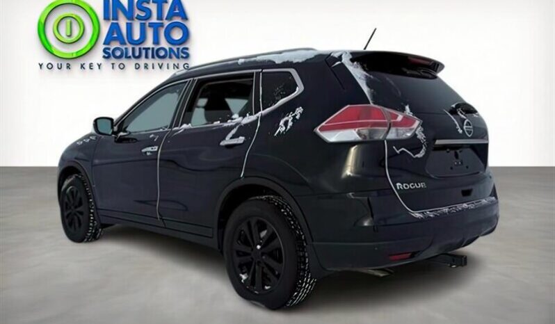 
								2016 Nissan Rogue SV Moonroof full									