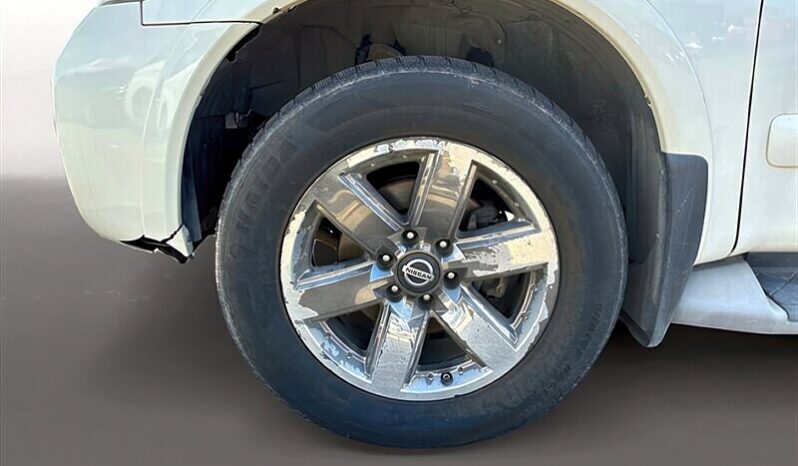 
								2013 Nissan Armada Platinum full									