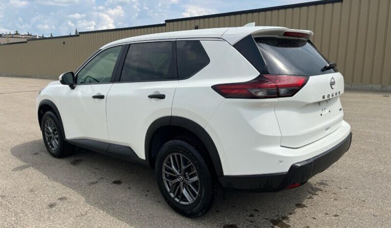 
								2024 Nissan Rogue S full									