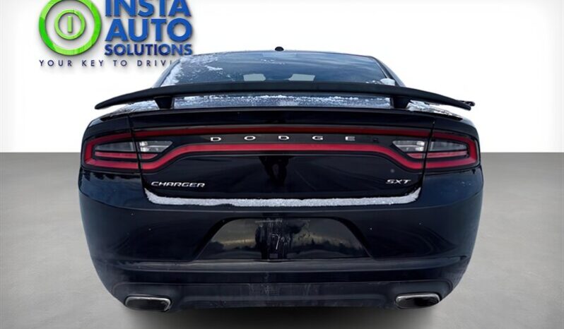 
								2017 Dodge Charger SXT full									