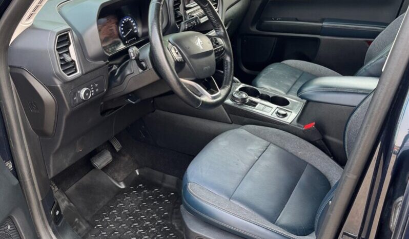 
								2021 Ford Bronco Sport Outer Banks full									
