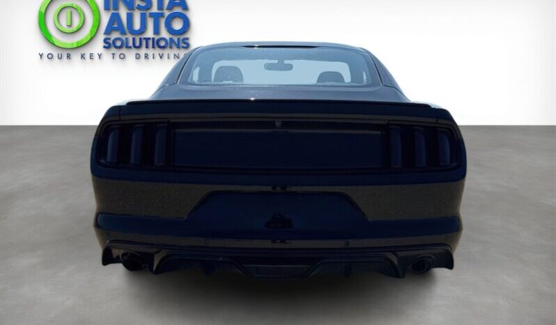 
								2016 Ford Mustang V6 Fastback full									