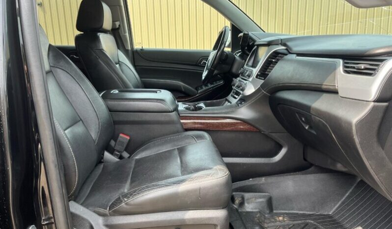
								2020 GMC Yukon XL SLT full									